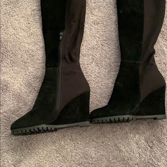 Boots - Picture 2 of 4